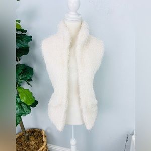 Betsey Johnson | Faux Fur Sherpa Vest L Cream